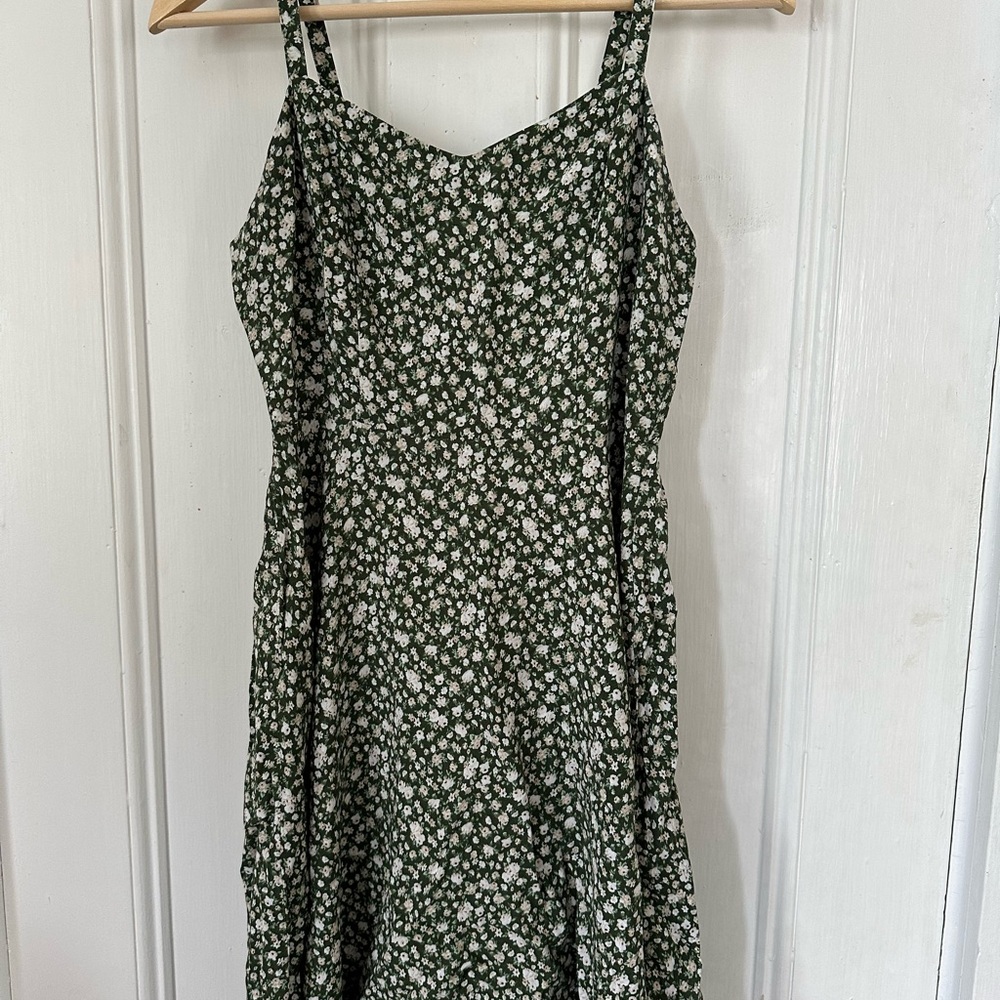 Old Navy Dark Green Floral Spaghetti Strap Mini Dress
